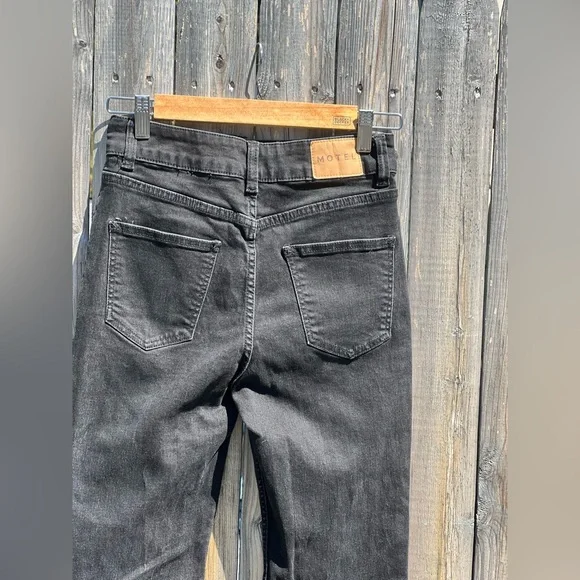 MOTEL Rocks Seam Split Jeans In Black Wash - Picture 12 of 14